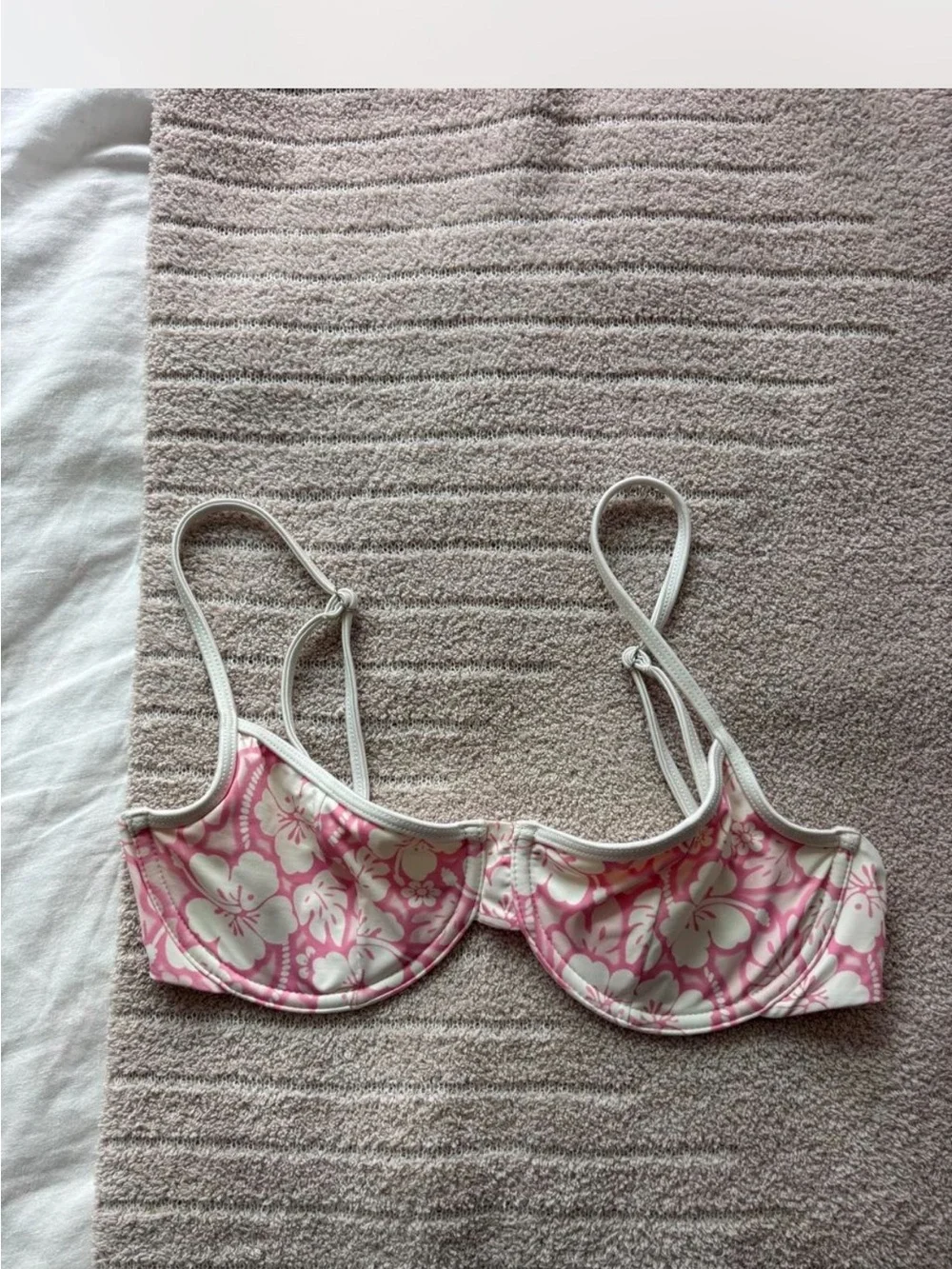 Frankie’s Bikini Floral Bikini Top